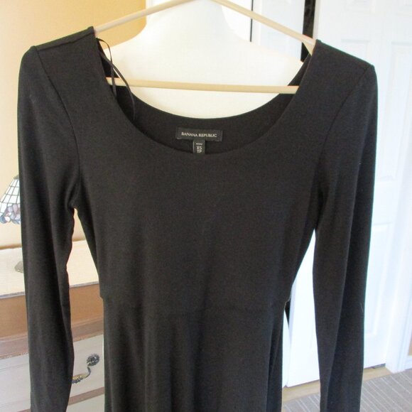 Banana Republic black dress - Picture 2 of 9